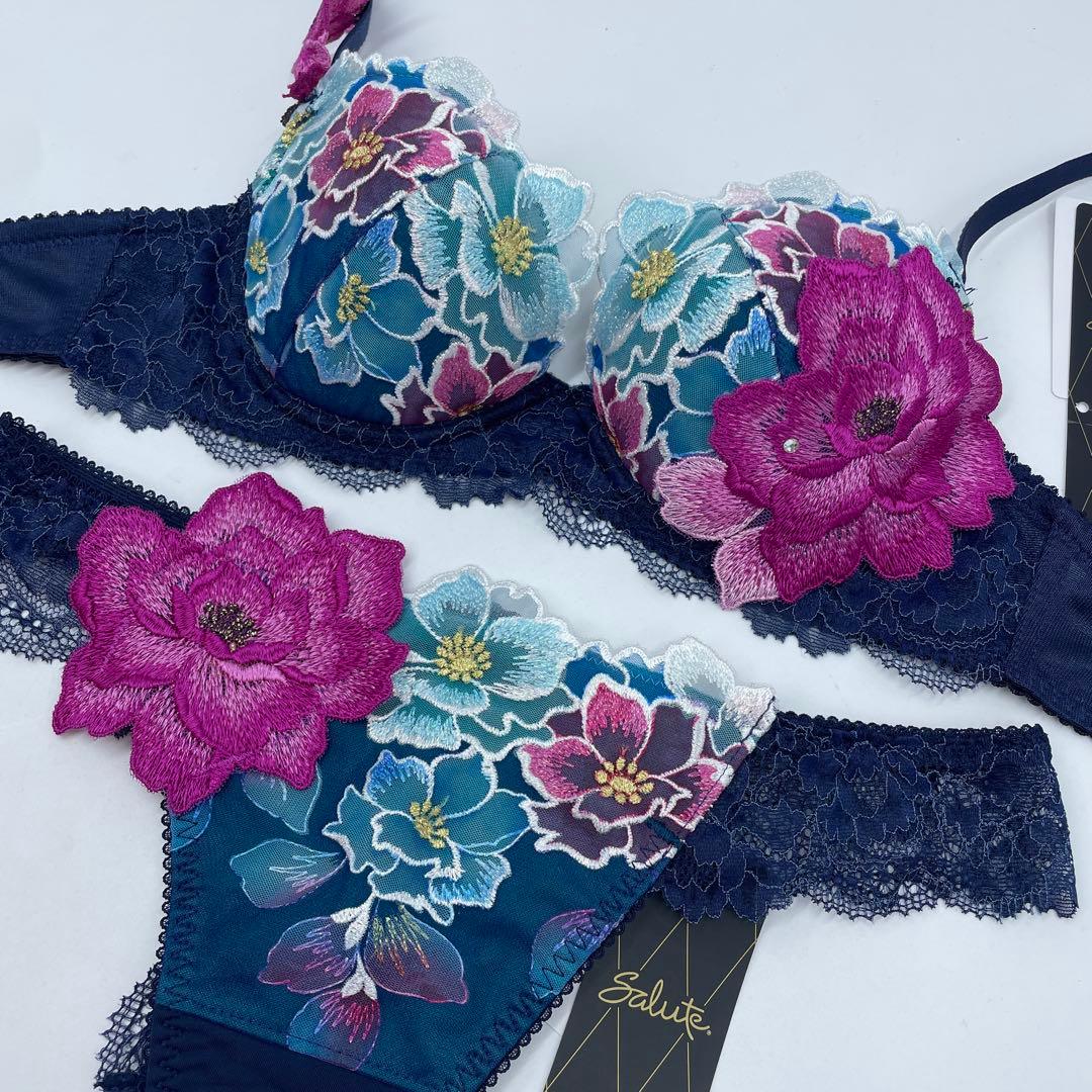 サルート/日本の花嫁　C65＆MソングショーKO　03