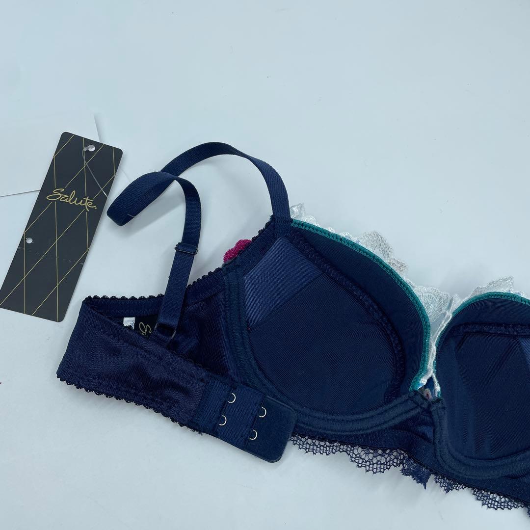 サルート/日本の花嫁　C65＆MソングショーKO　03