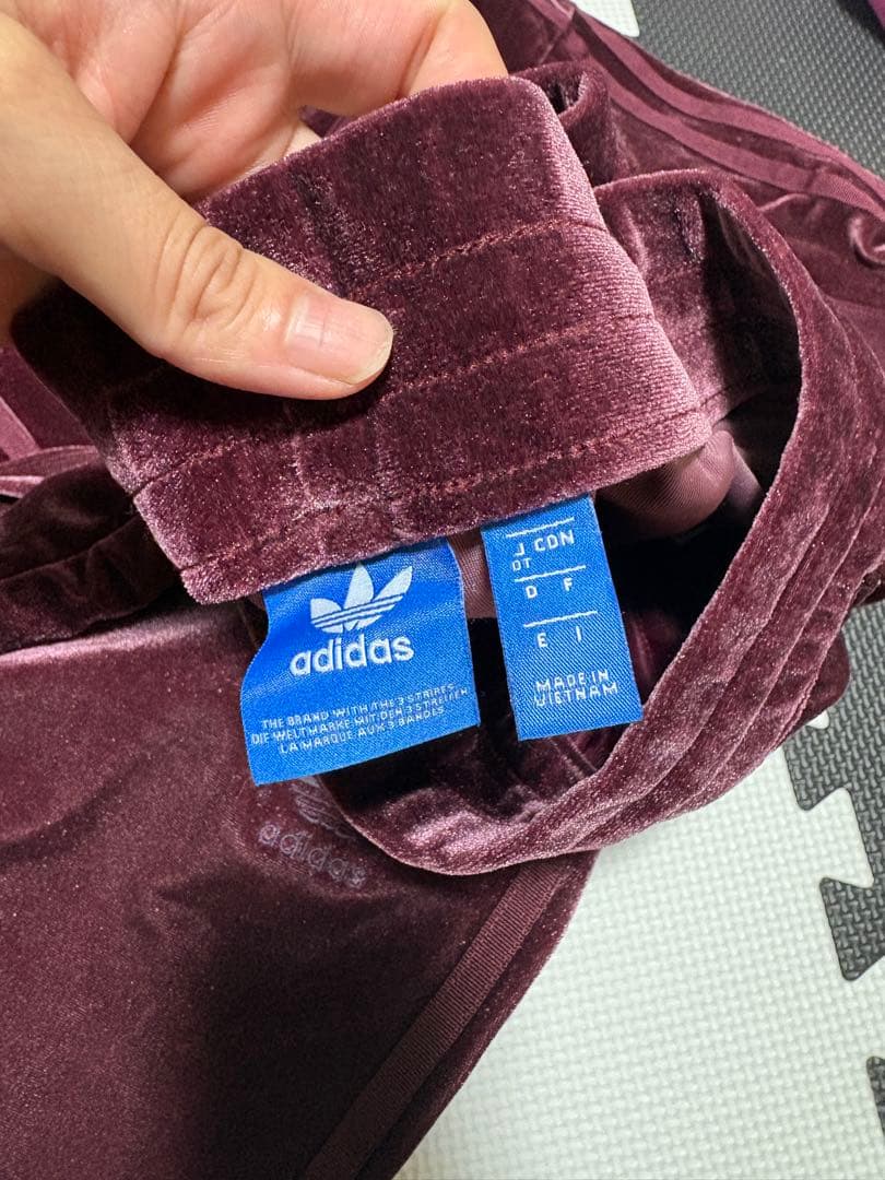 美品‼️ adidas originals ワインカラーベロアジャージ上下