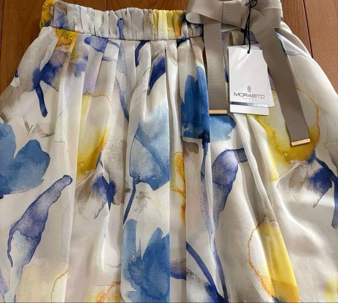新品モラビトスペル　カタログ掲載リュクスな花柄スカート　サイズ３８¥64900