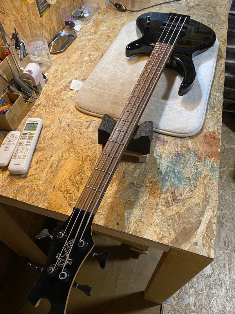 4弦　廉価版tobias 魔改造ジャンク