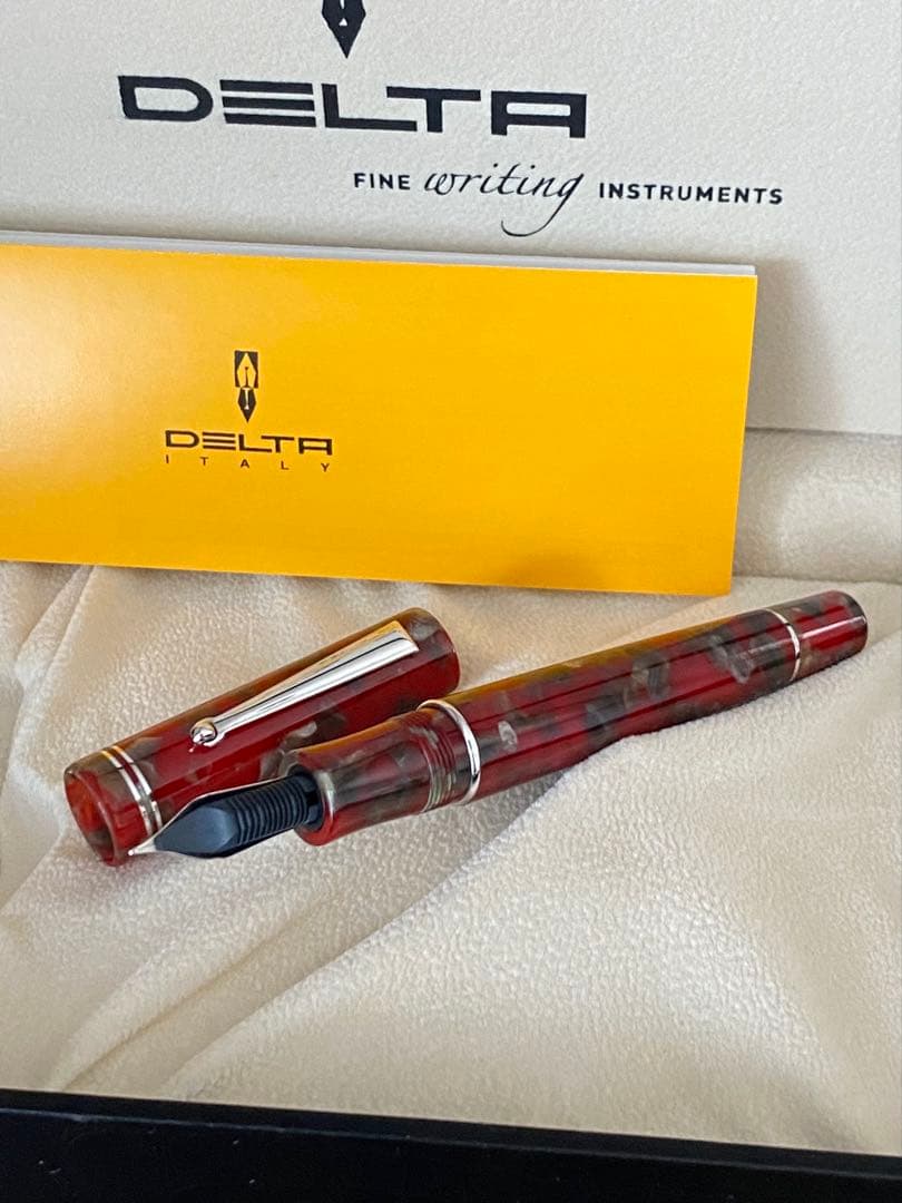 デルタ DELTA ジャーナルコレクション 万年筆 M字 マーブルレッド軸