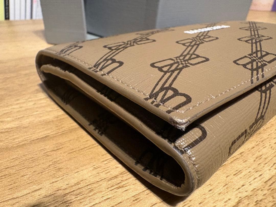 BALENCIAGA ロゴプリント 長財布 ベージュ