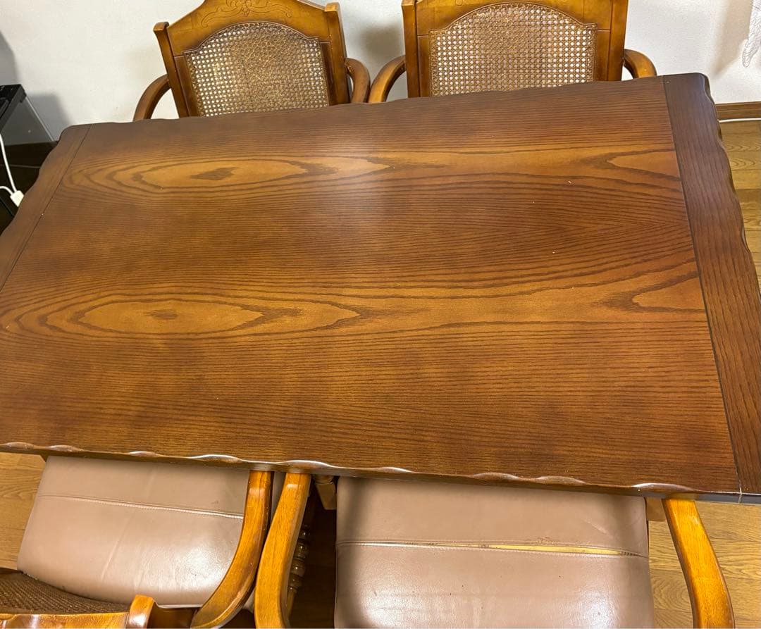 埼玉引取　美品　良品　ダイニングテーブル イス4脚セット