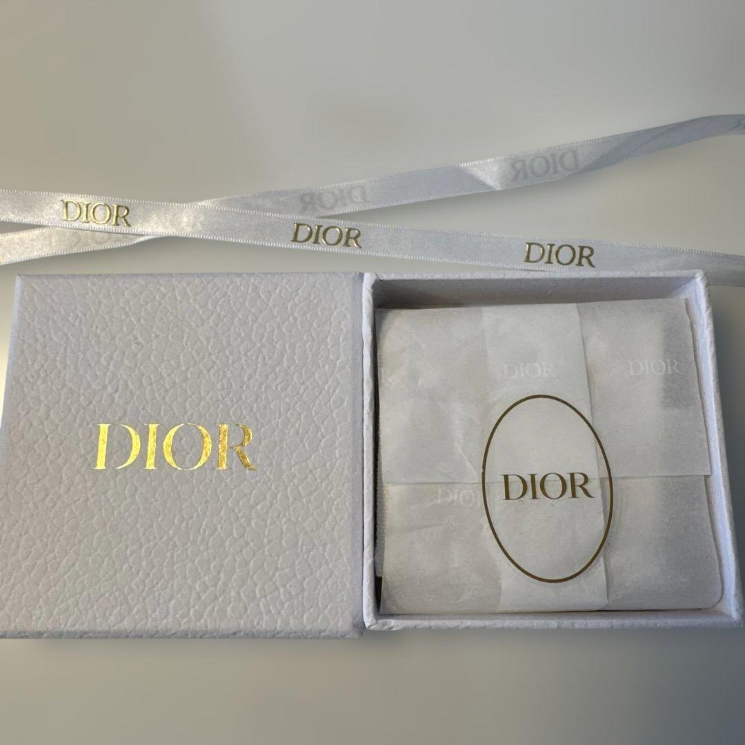 【未使用】Dior パール付きピアス　Petit CD ピアス　ディオール