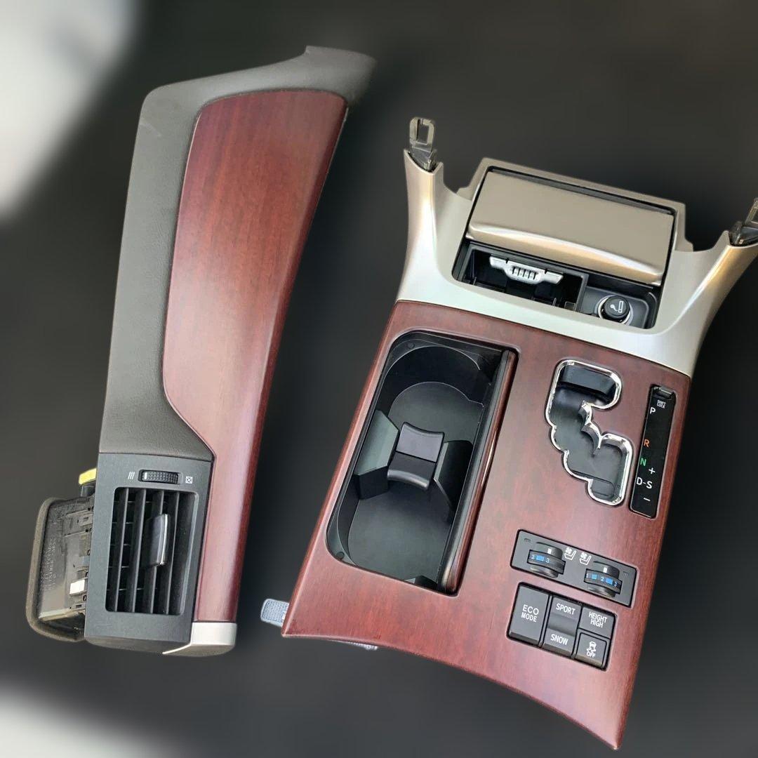 トヨタ　クラウンマジェスタ　200系　純正インパネセット　送料込み　中古品