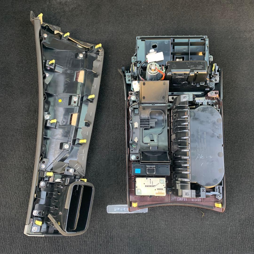 トヨタ　クラウンマジェスタ　200系　純正インパネセット　送料込み　中古品