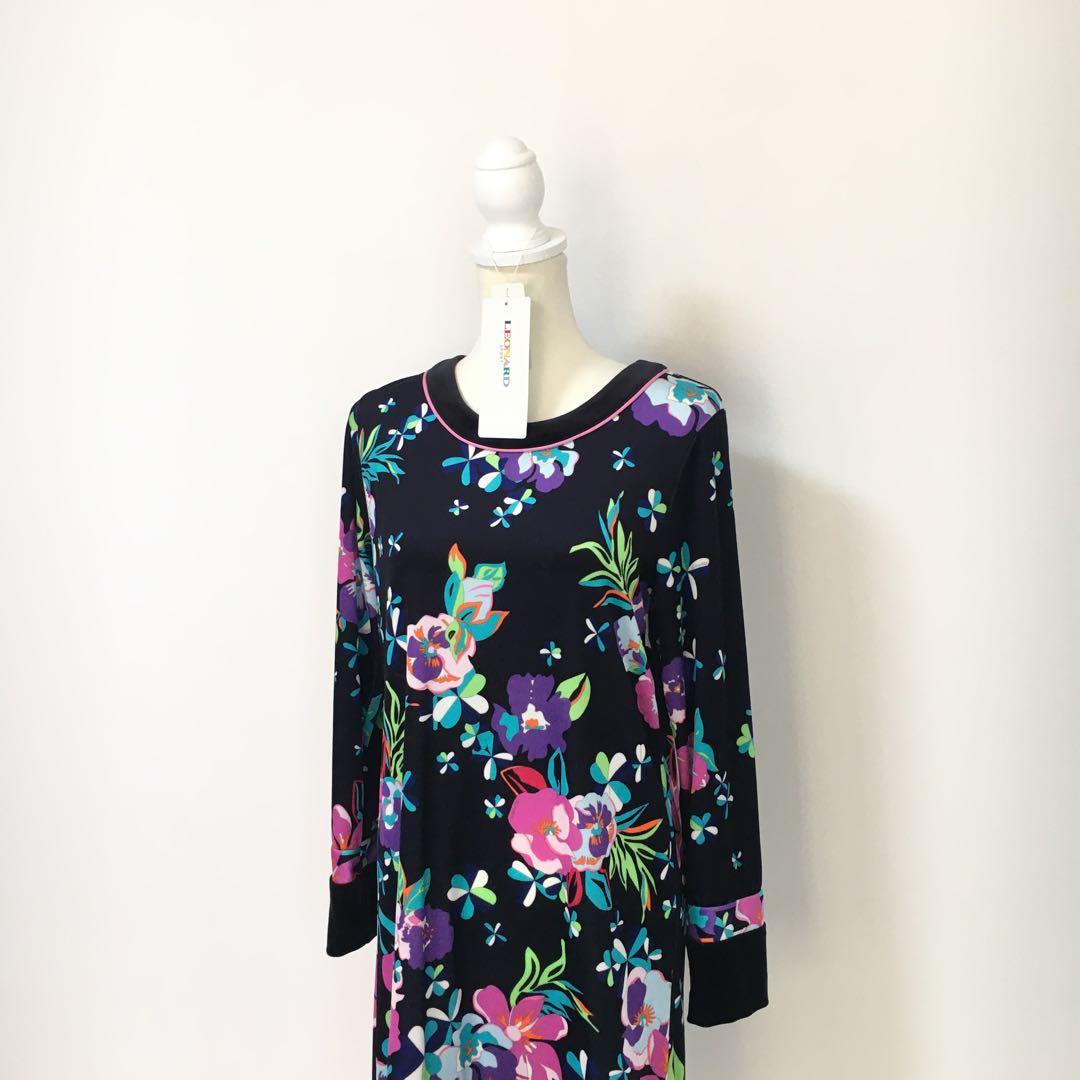 近年美品　LEONARD レオナール ベロア　ストレッチ　ワンピース　タグ付