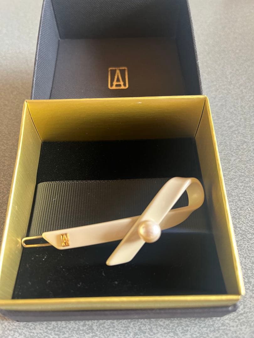 アレクサンドルドゥパリ　ヘアピン　パール　ホワイト　リボン