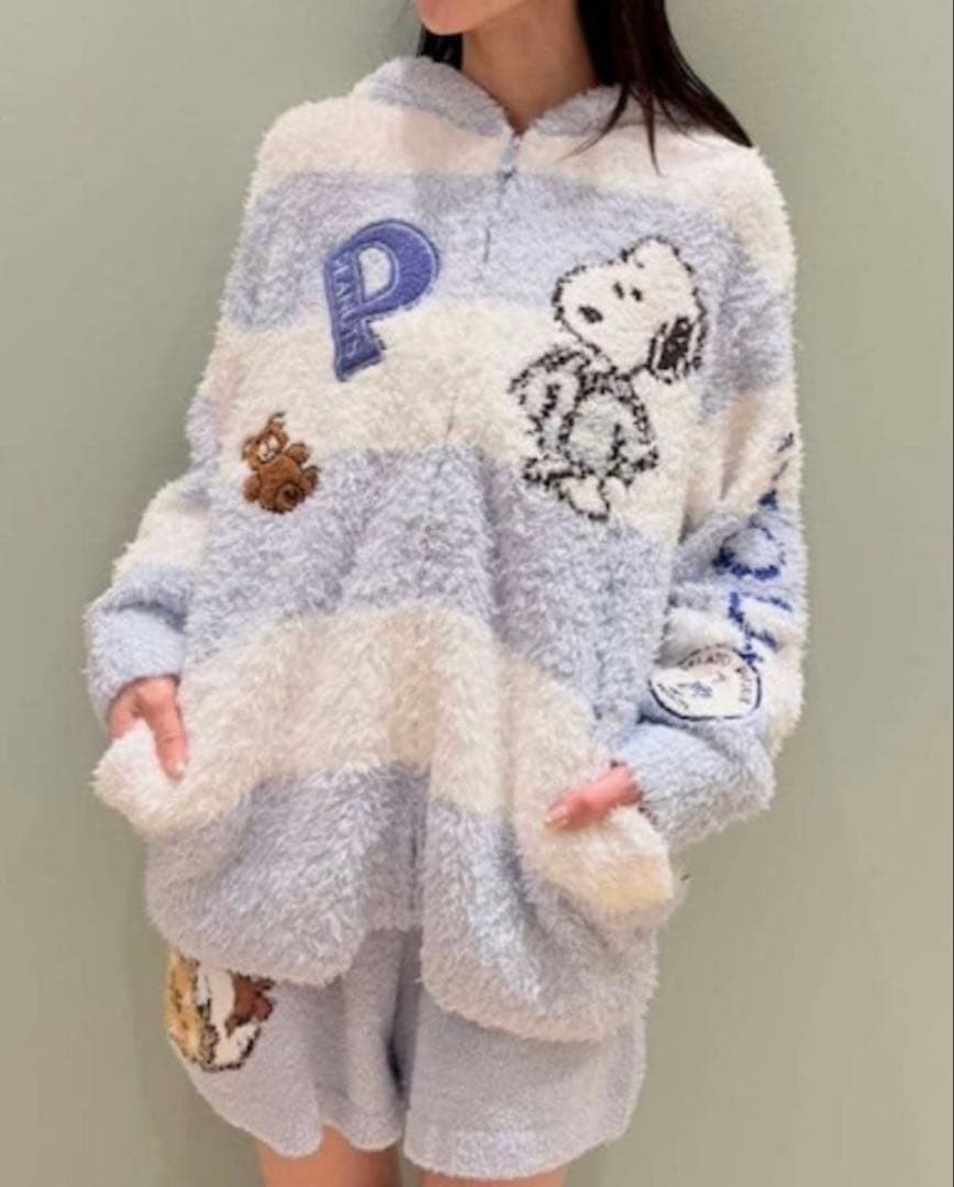 新品未使用　【PEANUTS】オリジナルアート ジャガードパーカ ジェラートピケ