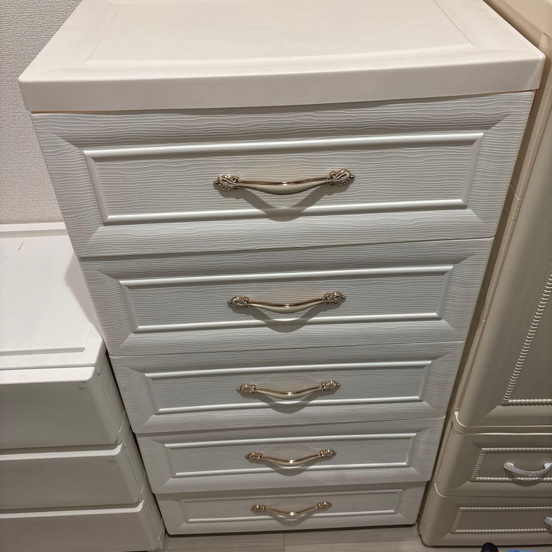 【たのメル便送料込】オフホワイト 5段チェスト プラスチック製　キッズチェスト