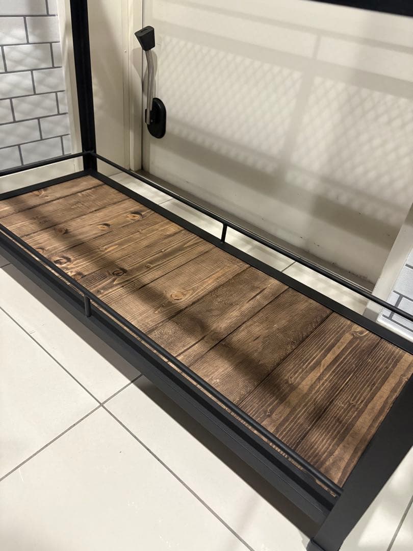 植物棚　アイアン棚　伸縮ライトレール　パキプス　アイアンシェルフ　アガベ