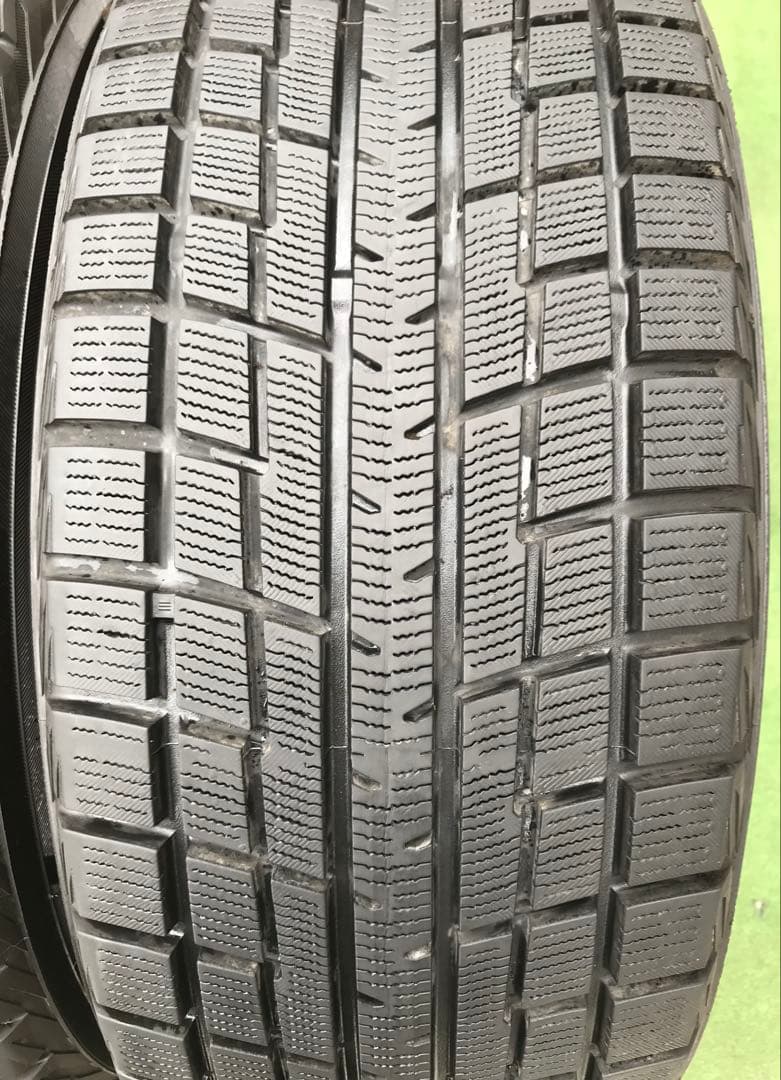 215/55 R17 94T YOKOHAMAスタッドレスタイヤ2024年