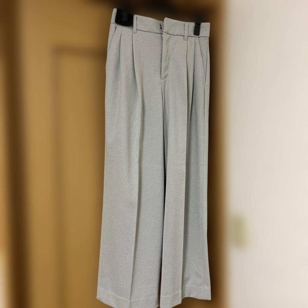 専用　ライトグレー スラックス