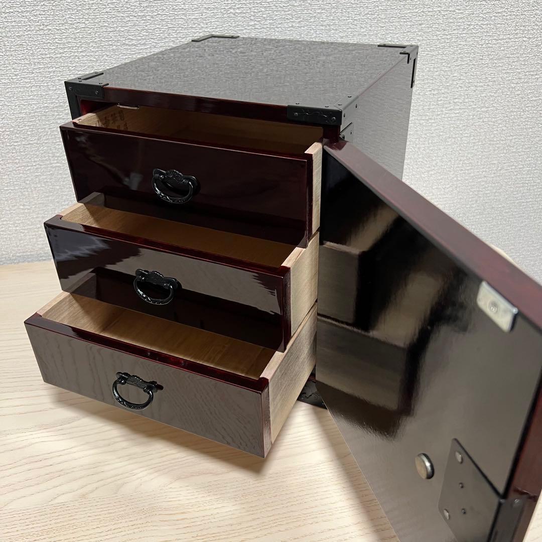 【極美品】伊達政宗家紋 仙台箪笥 小抽斗 鍵付 3段 民芸家具 欅材 木地呂塗り