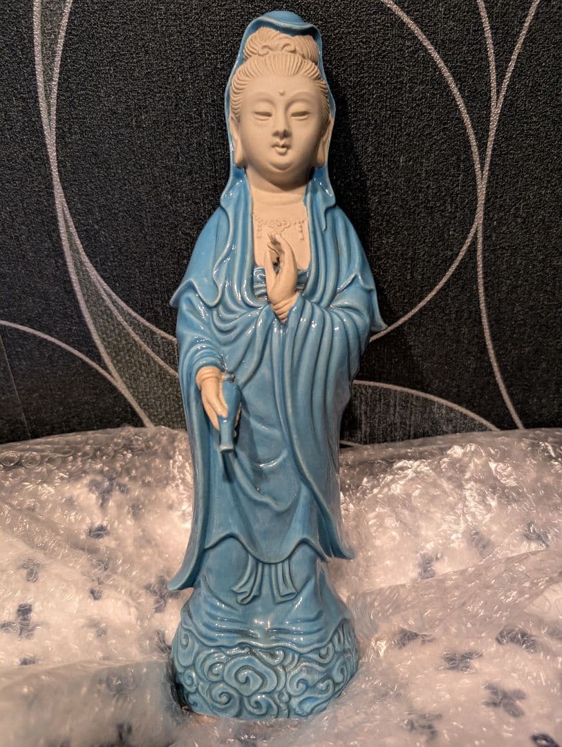 九谷焼　観世音菩薩像　観音様　仏像　浄瓶観音菩薩　骨董美術　置物