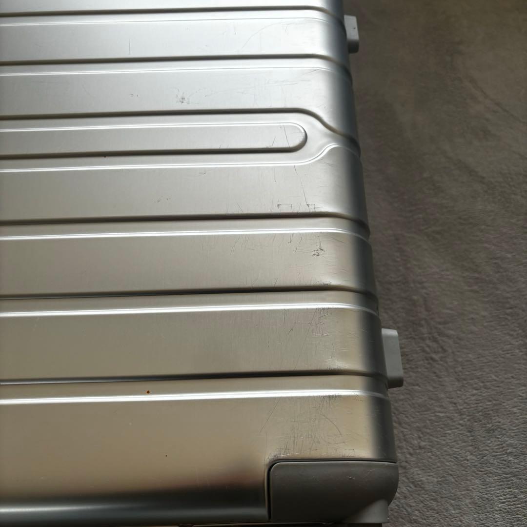 専用です　　　　　　　　軽量静音　TSAロック　機内持ち込み　シルバー