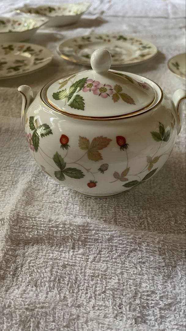  ウェッジウッド ワイルドストロベリー