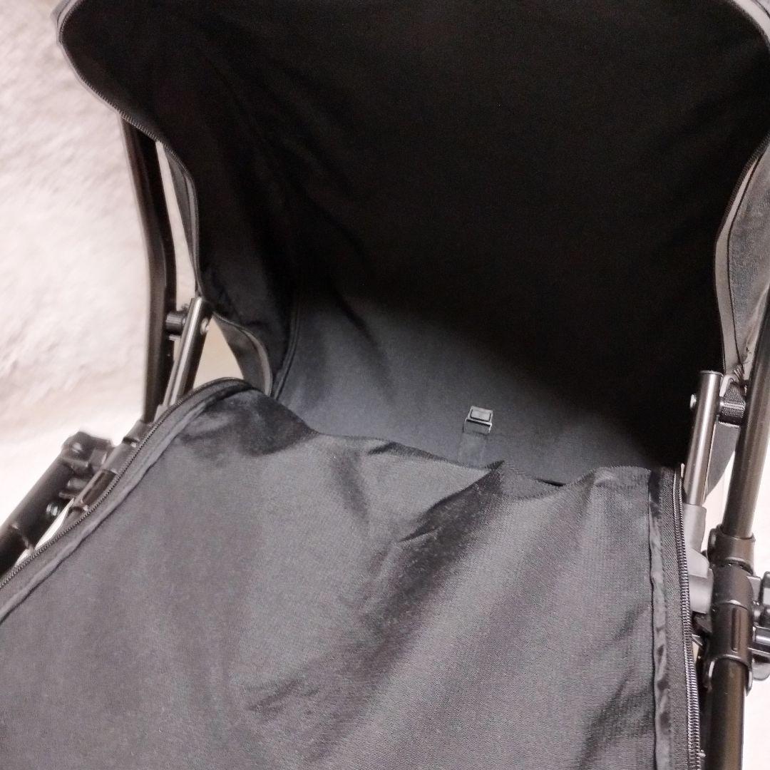 送料込み✨️コンビ アンブレッタ 4キャス プレミアム エッグショック ＵＪ