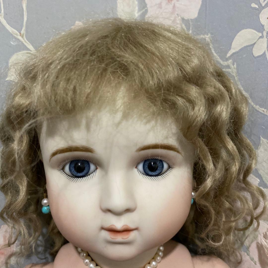 ハンドメイドリプロドール、CーCteiner Chanelle FB18.19