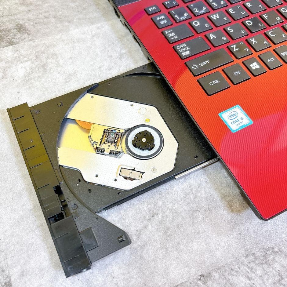 ｉ5✨おしゃれな赤❣新品SSD✨Win11カメラ付き 薄型 ブルーレイ フルHD