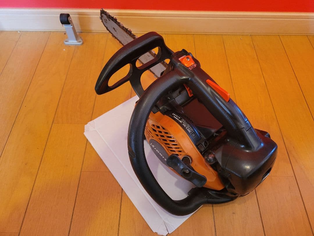 プロ用チェーンソー　共立　CS251T