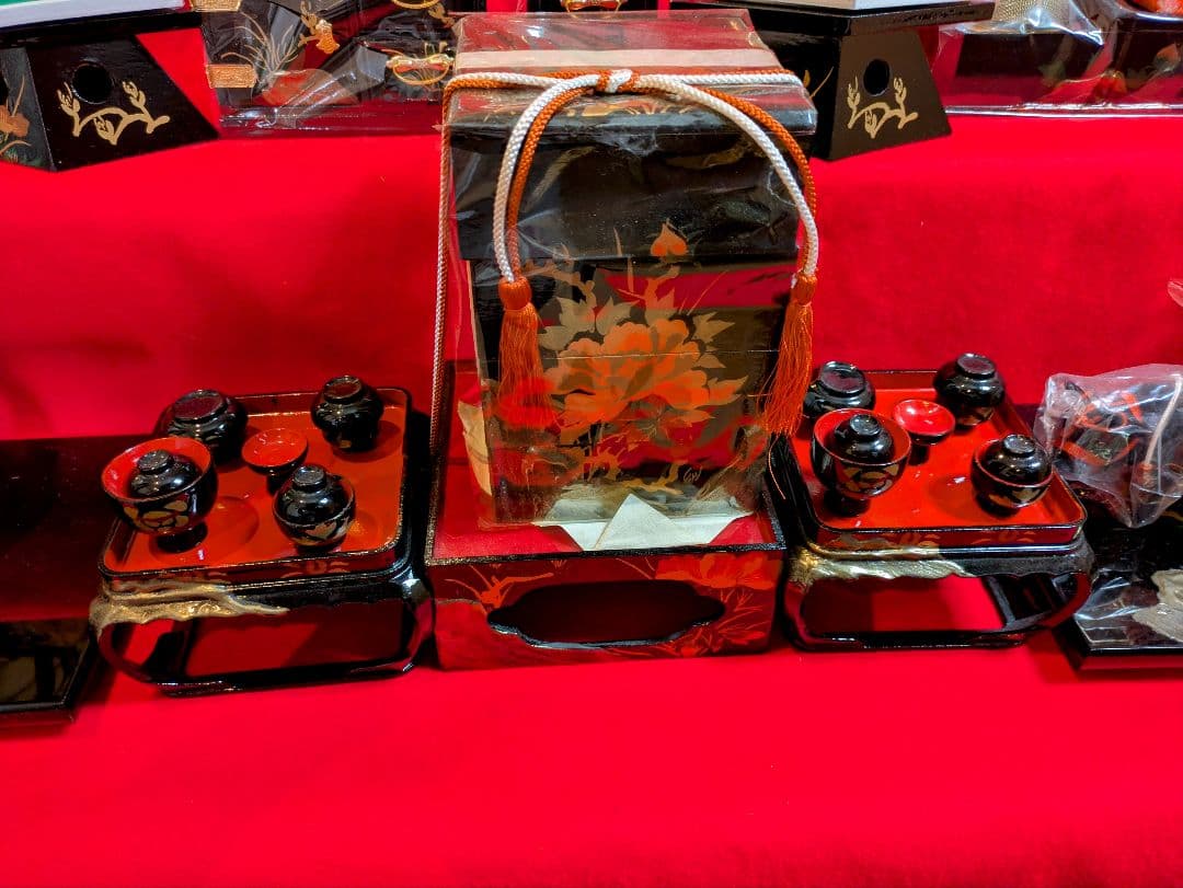 雛祭り道具　漆塗　工芸品　バラ売り可能
