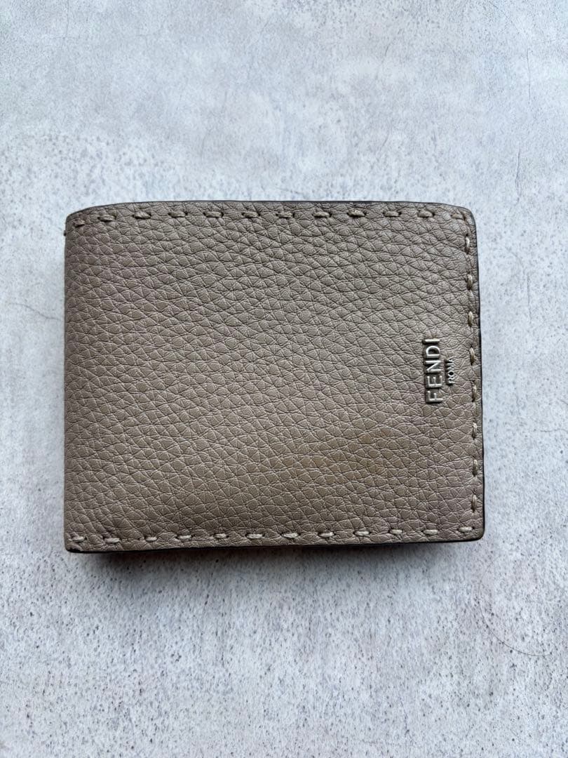 FENDI ケース付きセレリア