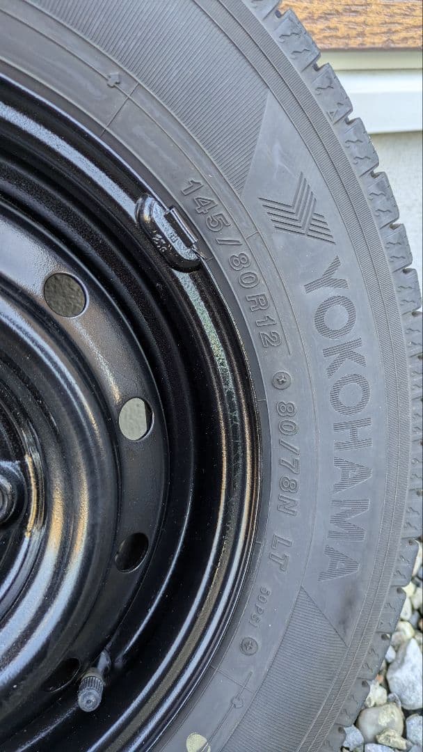 エブリィ　スタッドレスタイヤ 145/80R12 4本セット