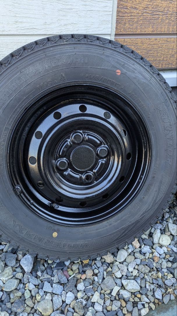 エブリィ　スタッドレスタイヤ 145/80R12 4本セット