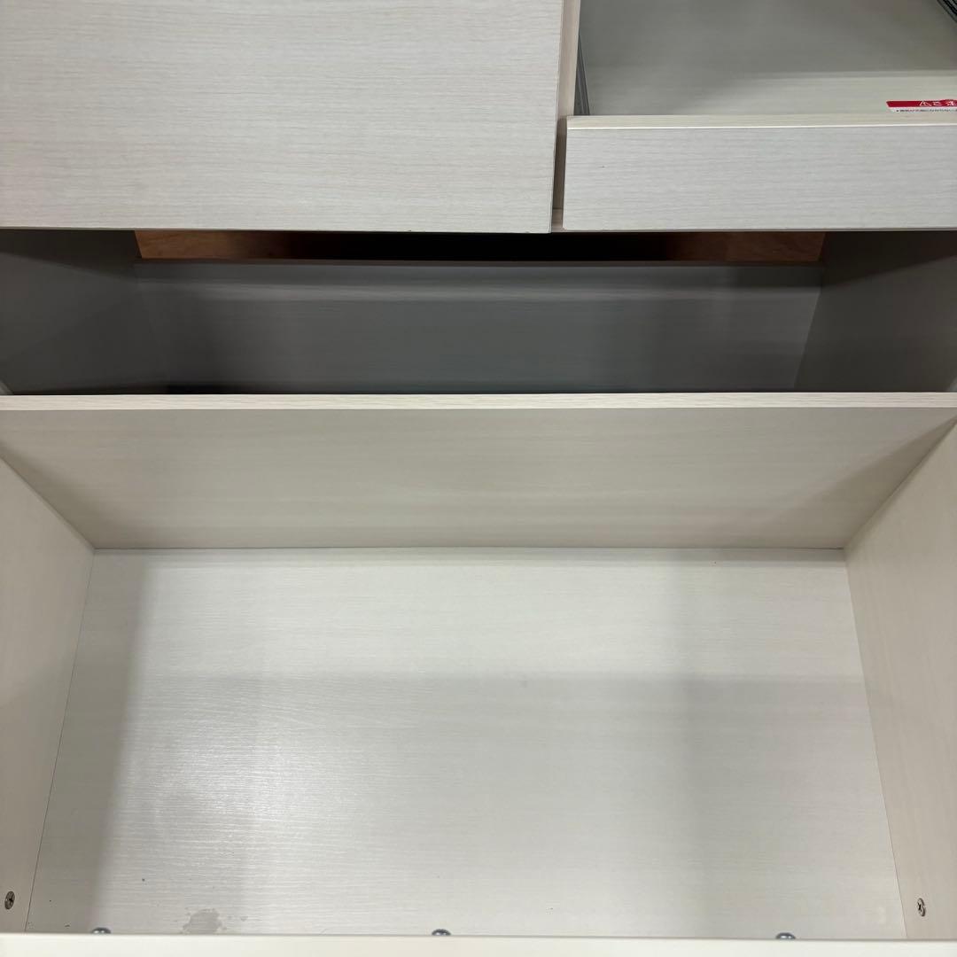 一都三県限定　配送設置無料　食器棚　キッチンキャビネット　IRIS OHYAMA