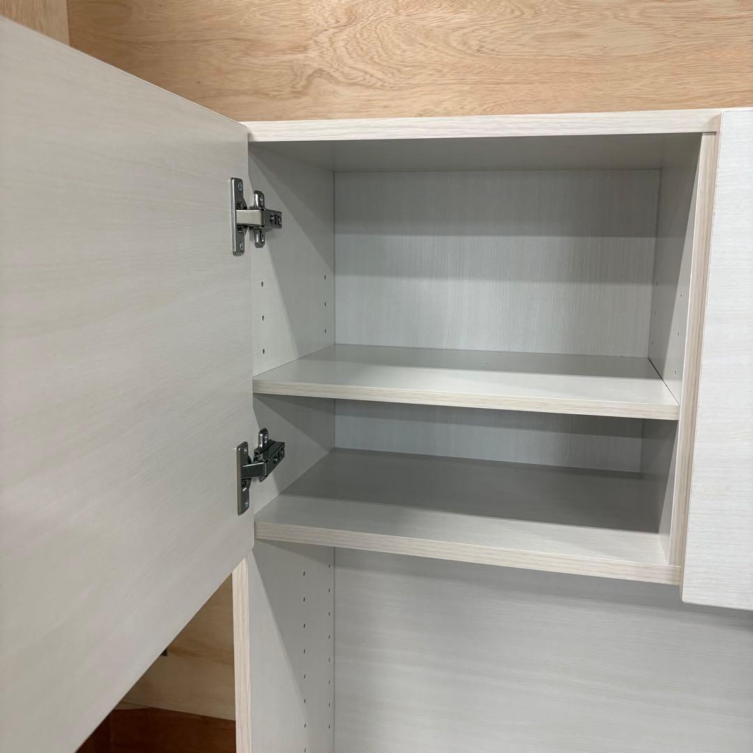 一都三県限定　配送設置無料　食器棚　キッチンキャビネット　IRIS OHYAMA