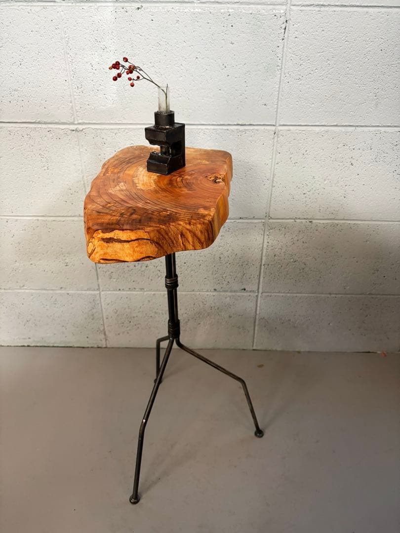 無垢材サイドテーブル　コーヒーテーブル　ナイトテーブル　観葉植物置き台