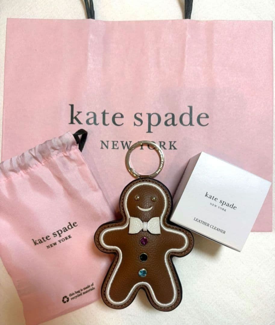 kate spade NEW YORK ジンジャーブレッドマン キーホルダー