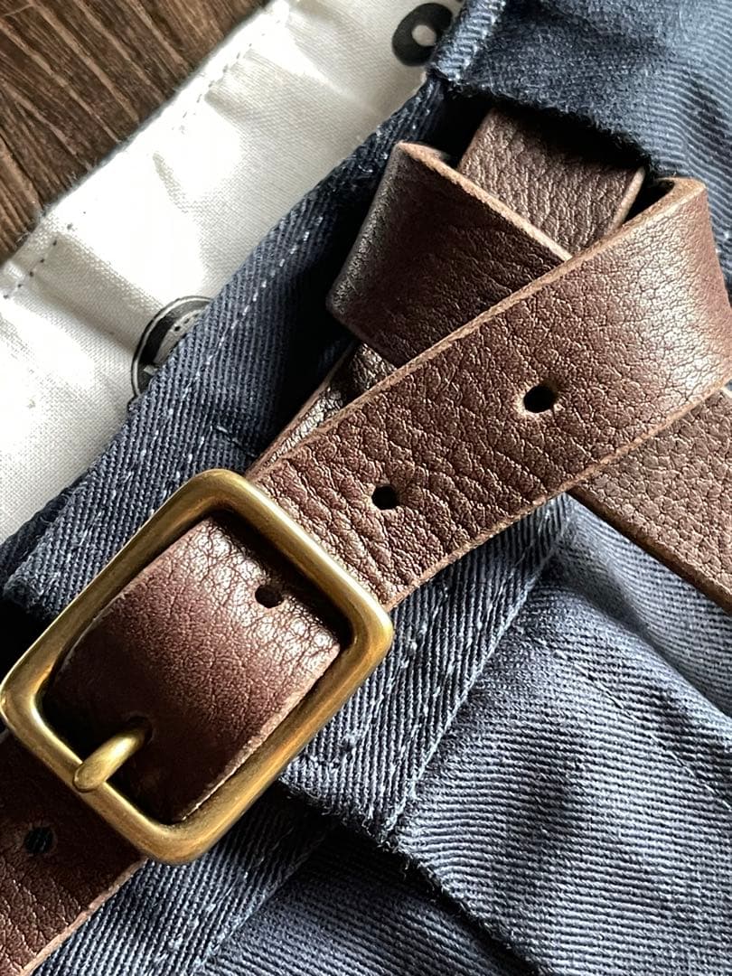 専用品　スタッズナローロングベルト真鍮フラワー　オイルシボ　ブラウン