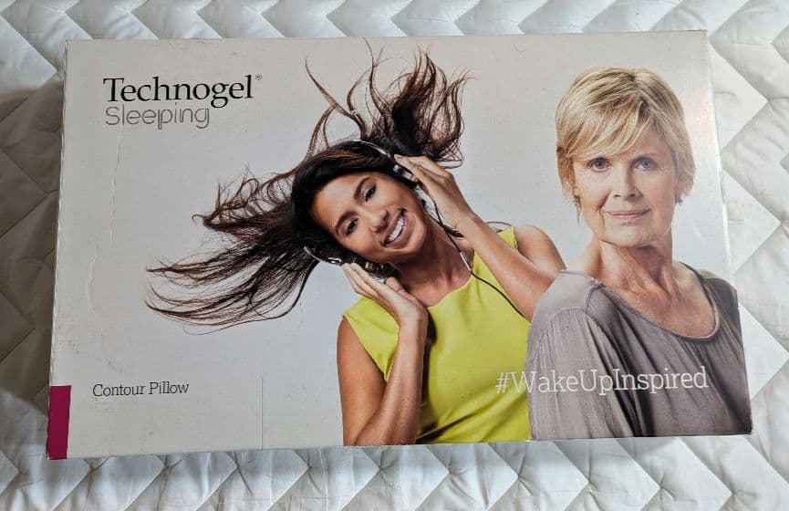 新品！Technogel　スリーピングコントワー　ピローⅡ　11cm 枕