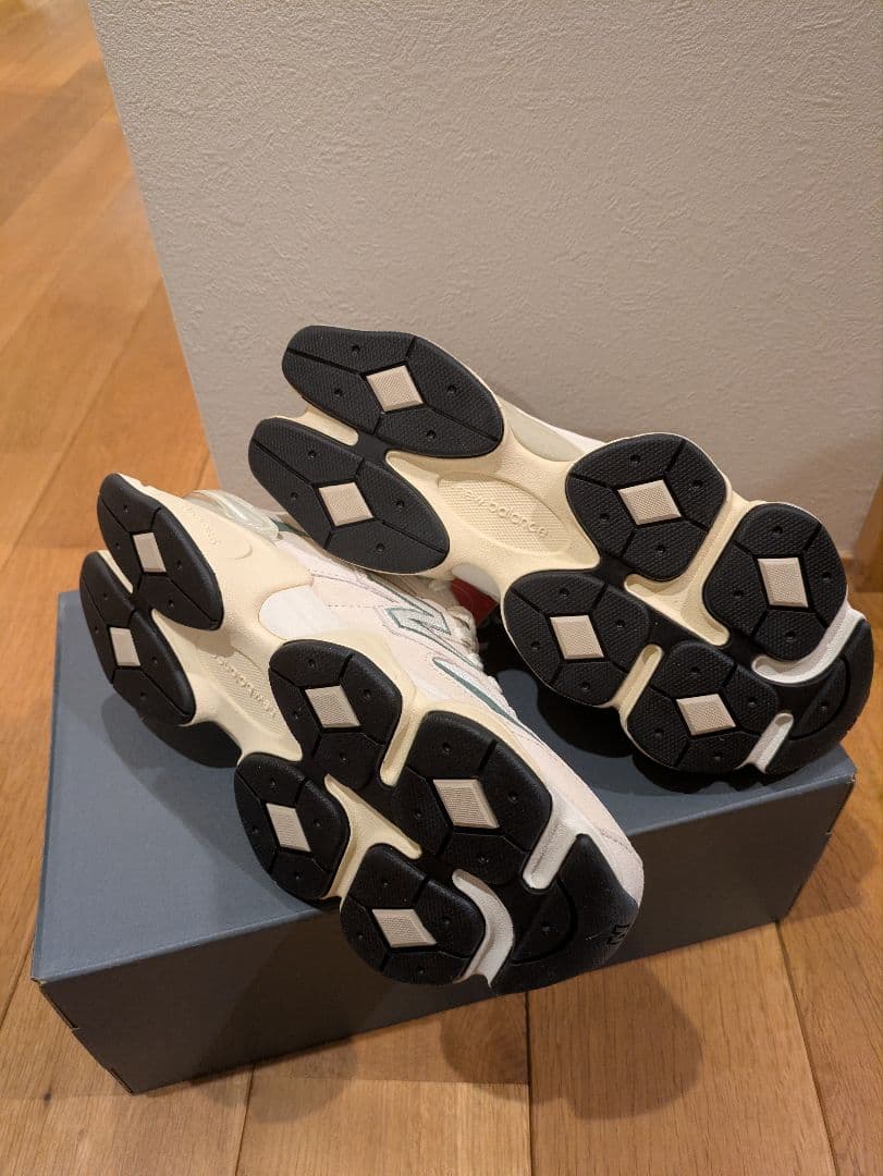 【新品】New Balance U9060EEI 23.5 グリーン