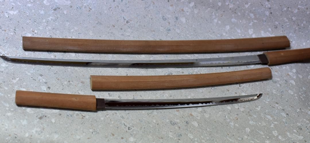 SHELLY　白鞘模造刀二振り　ドス　刀　武闘家　侍　日本刀