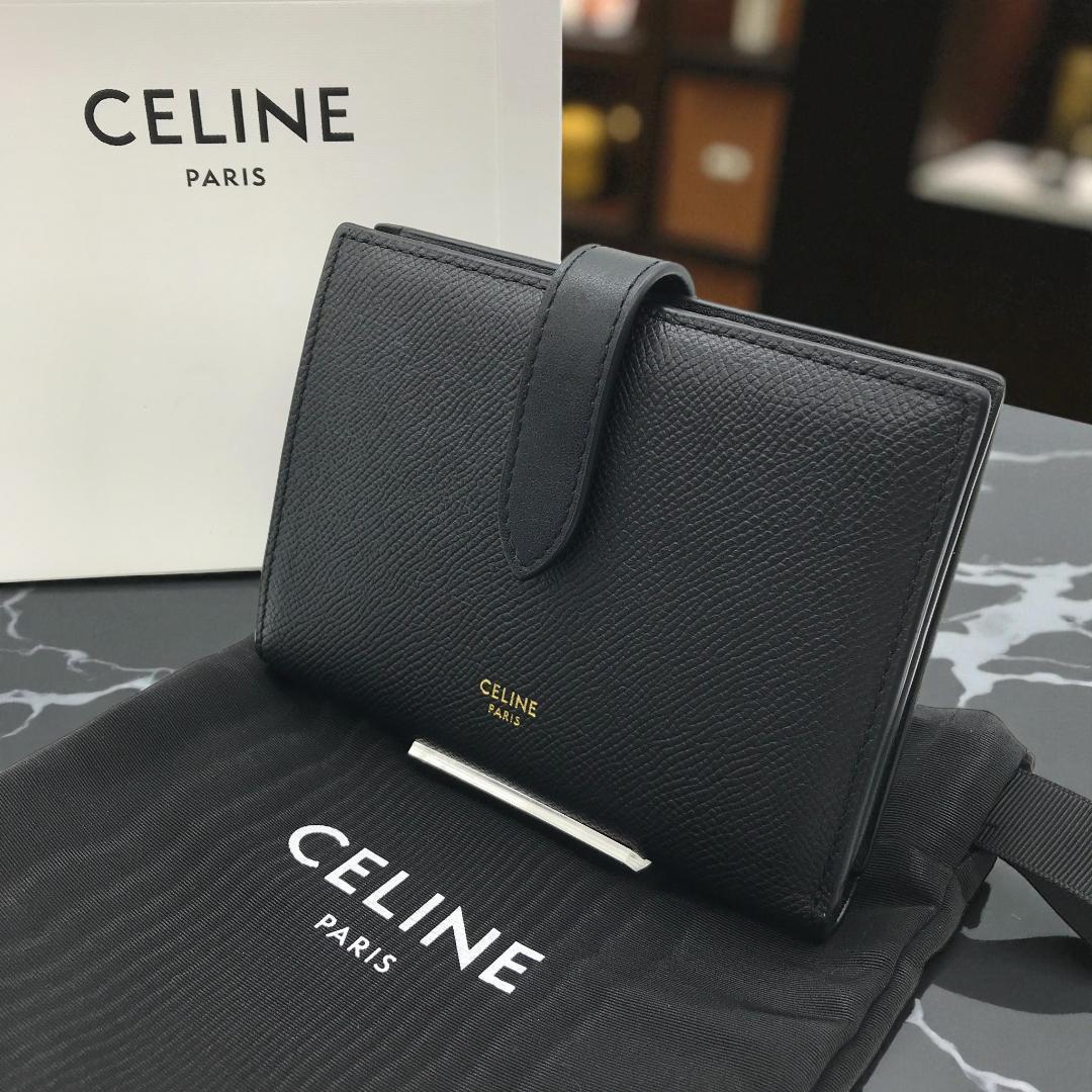 【極美品】CELINE セリーヌ ミディアム ストラップ ウォレット