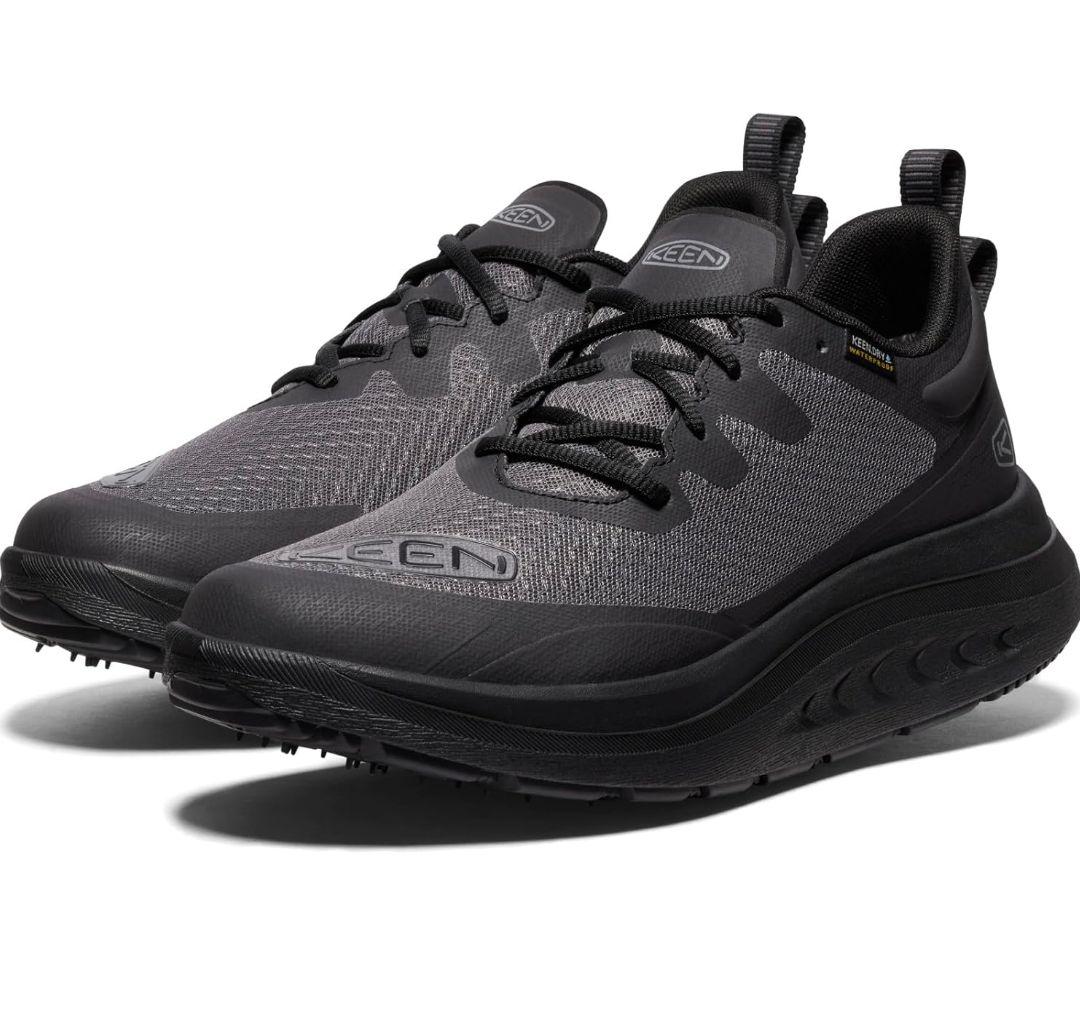 KEEN 防水ウォーキングシューズ