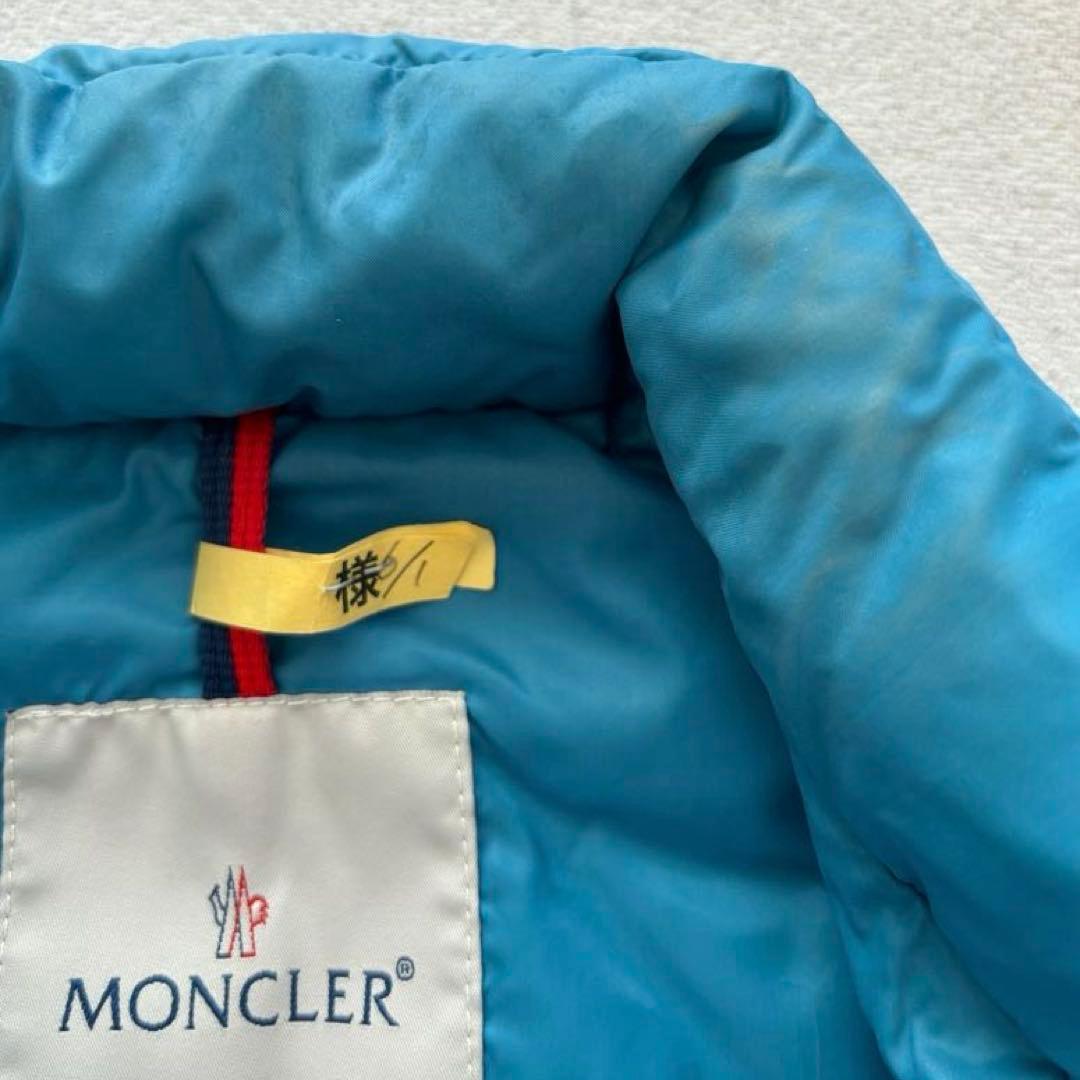 MONCLER ダウンベスト 青