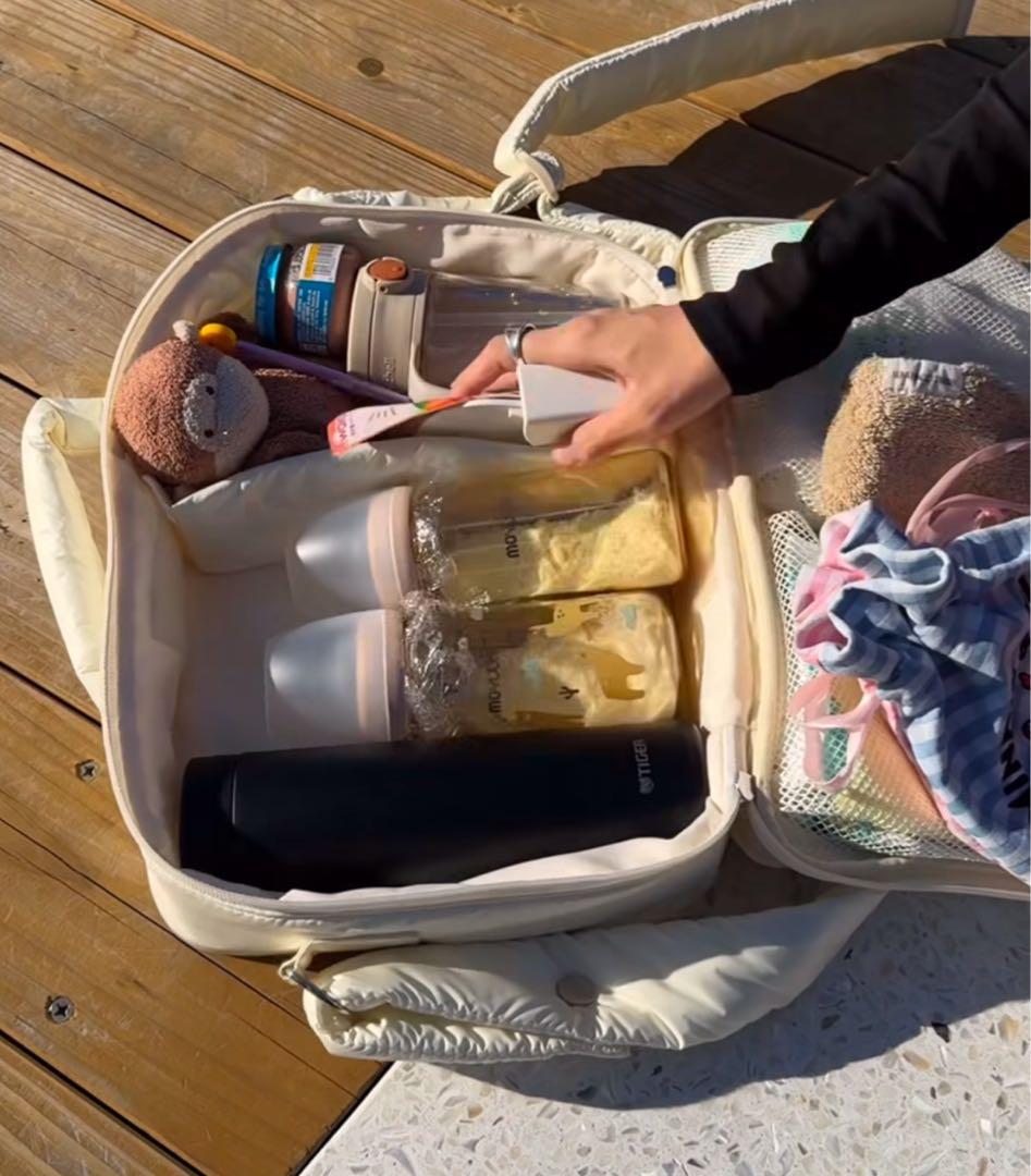 Calin カラン　マザーズバッグ　アイボリー　マグネット式