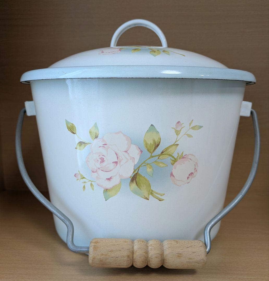 イマン ポワージュ ふた付きバケツ