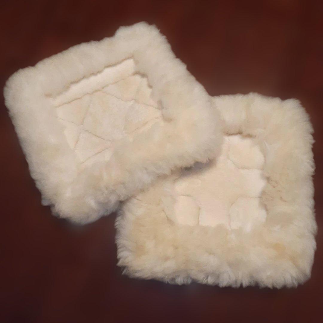 新品 リアルムートン クッション 2枚セット 毛足長厚 アイボリー 羊毛皮自然色