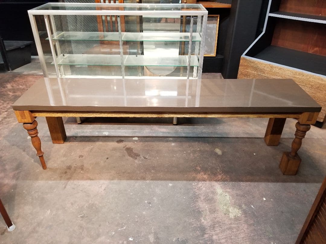 オーダーメイド　アート　スピンドル　レッグス　ロング　サイドボード　テーブル