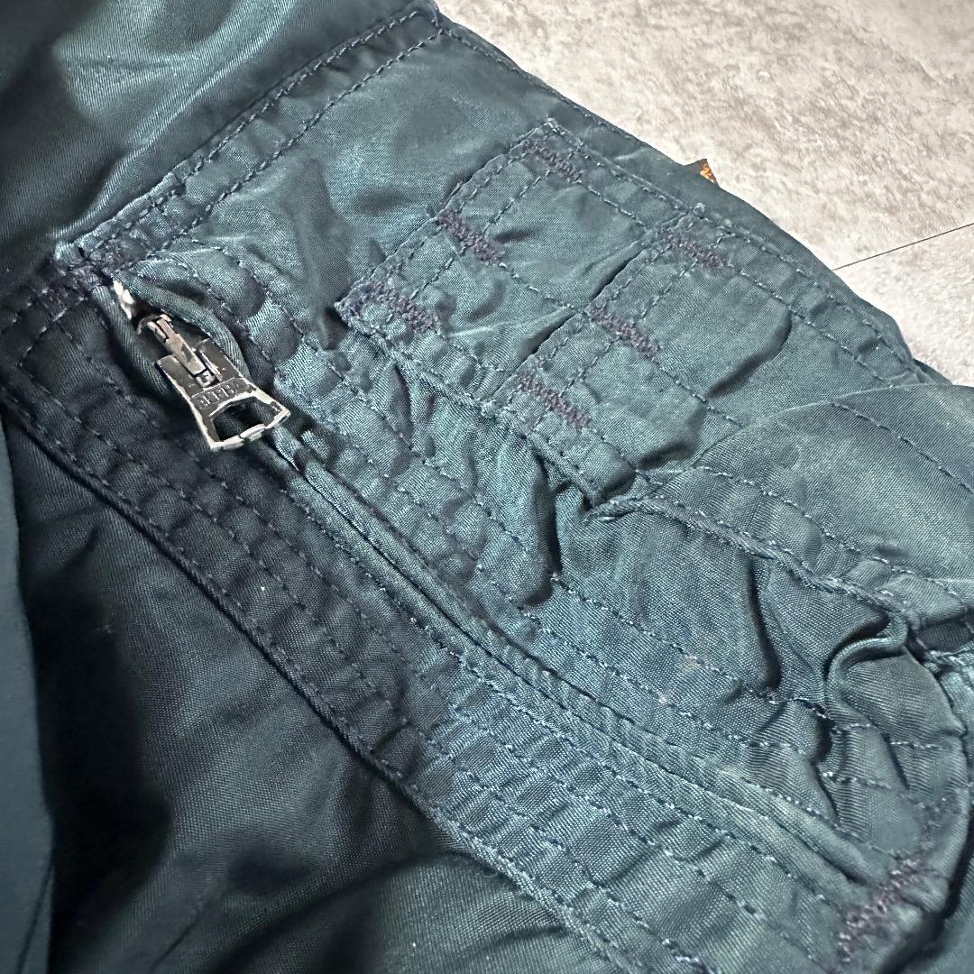 90s Alphe アメリカ製 cwu45p ジップ欠損 L