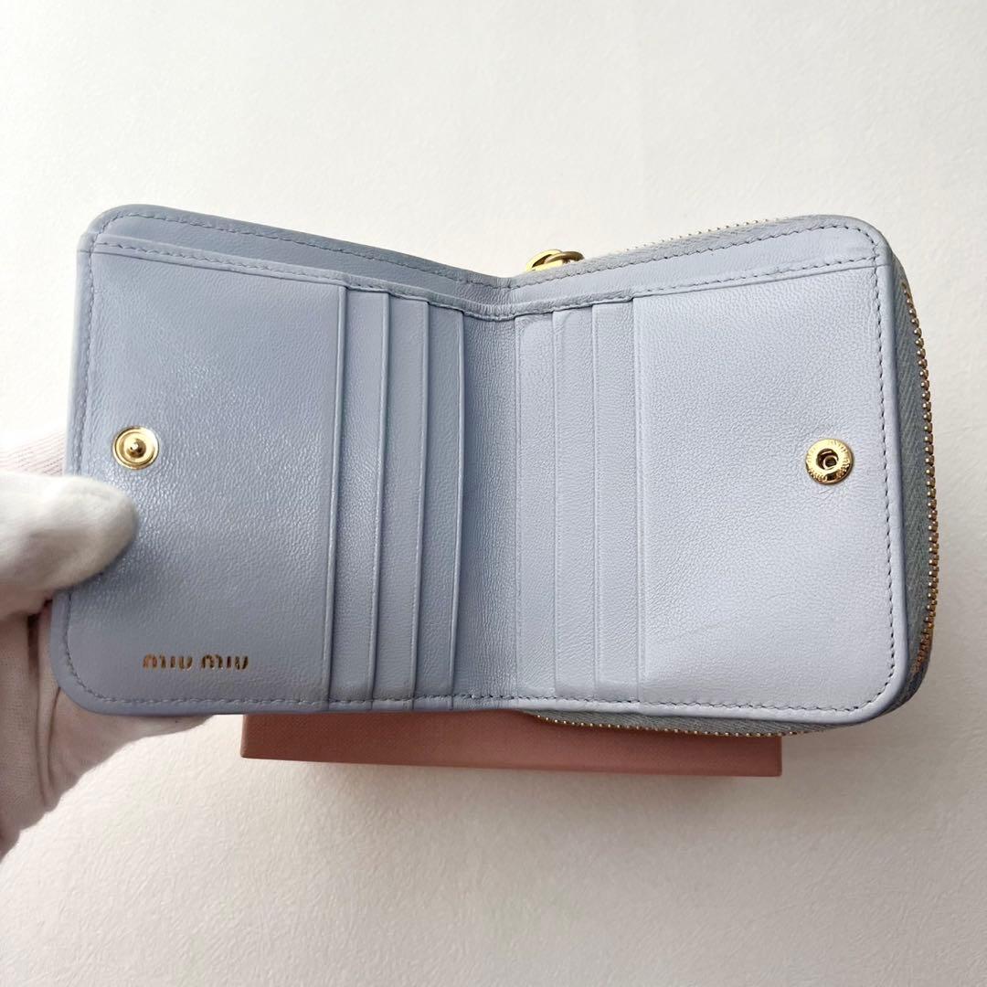 美品 現行 MIUMIU マテラッセ 二つ折り財布 箱付　0203-①