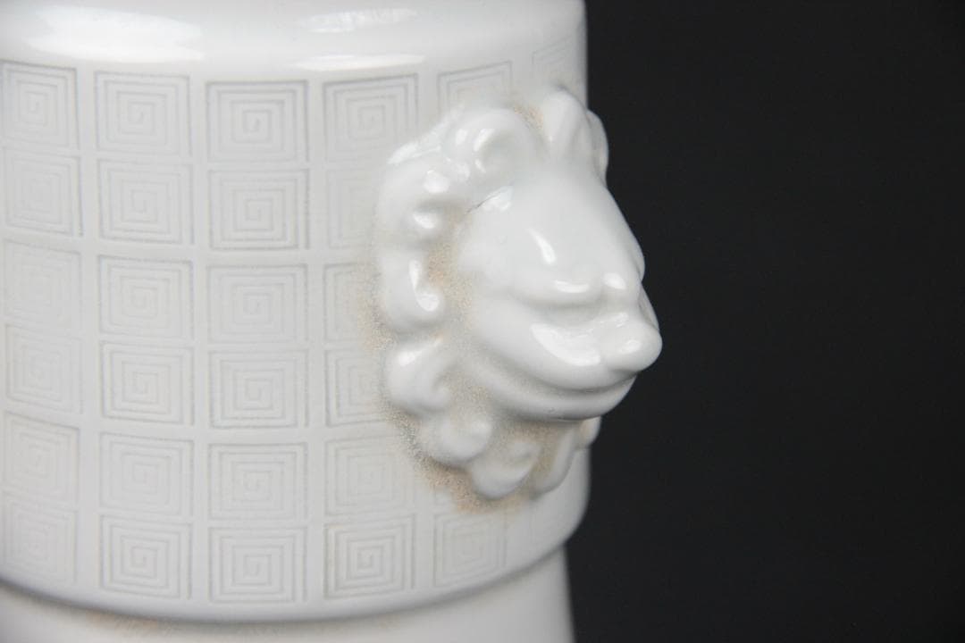 中国 徳化窯 時代 唐物 尊式 花瓶 大壺　白磁　獅子 約26cm NX23-6