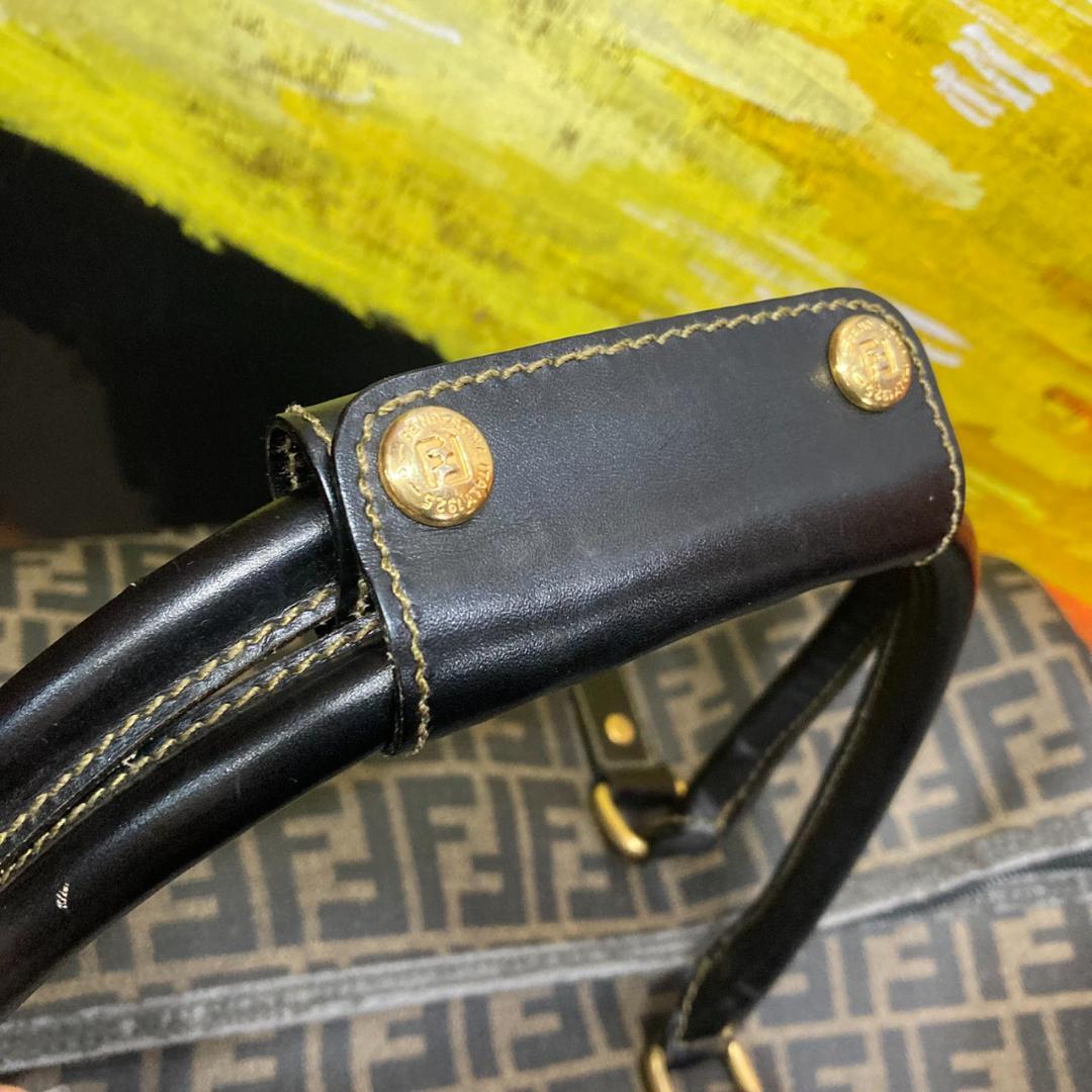 ▼FENDI フェンディ　ズッカ　ボストンバッグ　ヴィンテージ