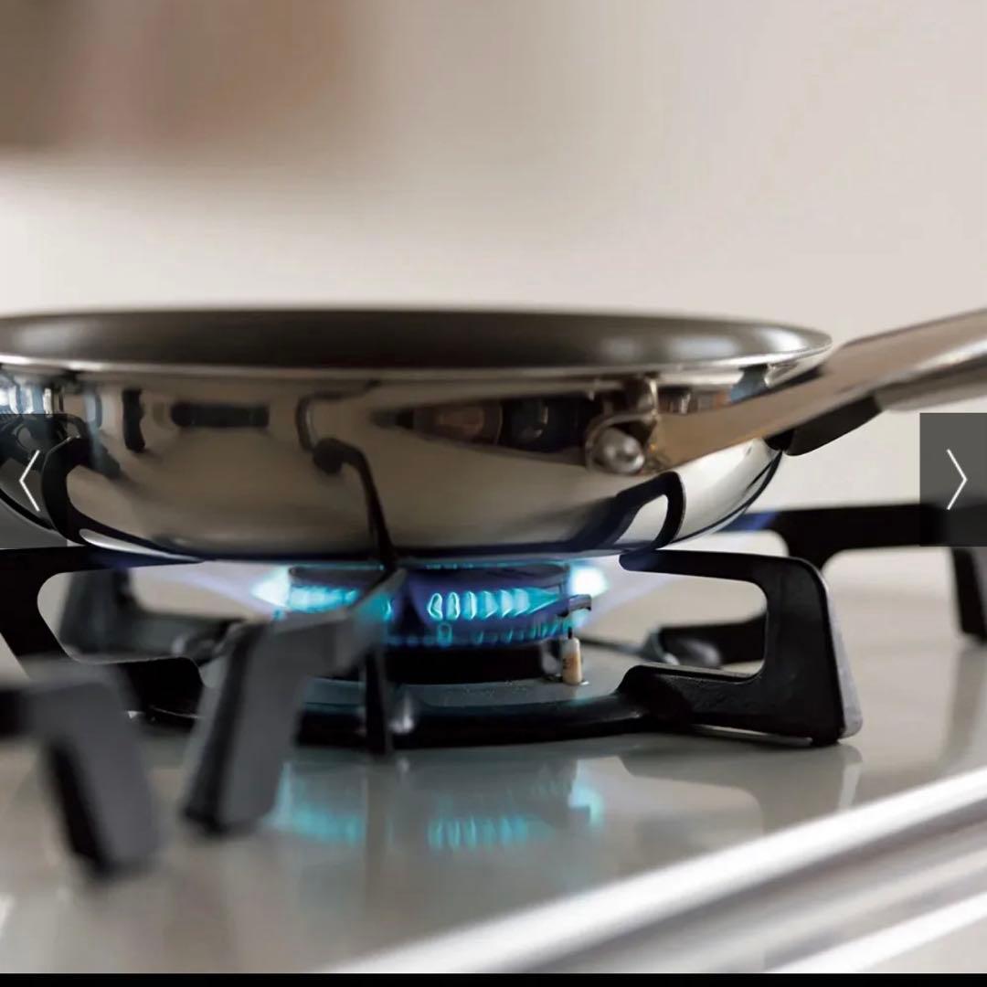 コレール　フライパン　28センチ　新品　箱付き